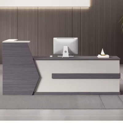 Quầy lễ tân khách sạn đặt góc